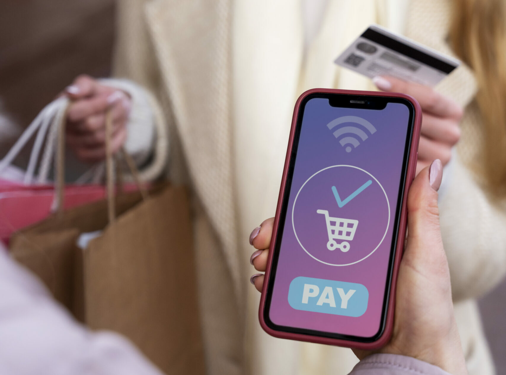 young-women-shopping-city pos terminal v mobile